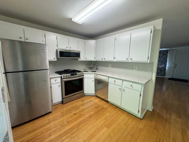 59 Kennedy Drive 59, Chelmsford, MA 01863