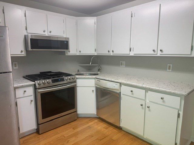 59 Kennedy Drive 59, Chelmsford, MA 01863