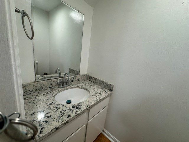 59 Kennedy Drive 59, Chelmsford, MA 01863