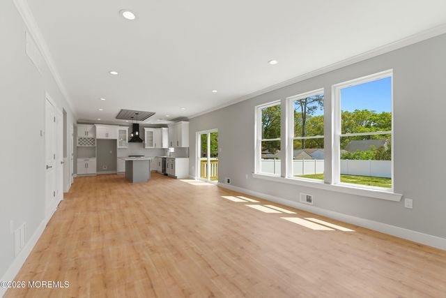 514 Barnegat Avenue, Toms River, NJ 08753