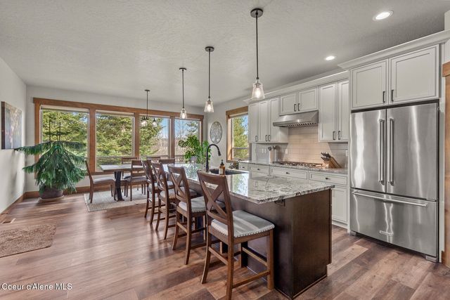 12835 N Sunflower Loop, Hayden, ID 83835