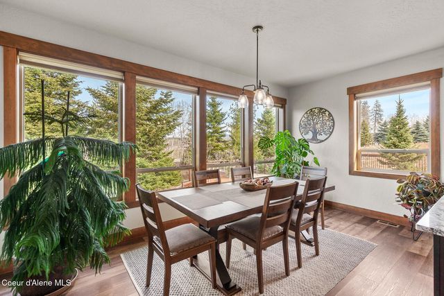 12835 N Sunflower Loop, Hayden, ID 83835