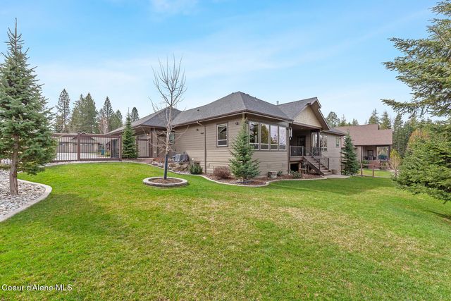 12835 N Sunflower Loop, Hayden, ID 83835