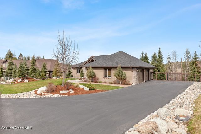 12835 N Sunflower Loop, Hayden, ID 83835