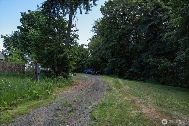 712 Cornwall Road NW, Lakebay, WA 98349