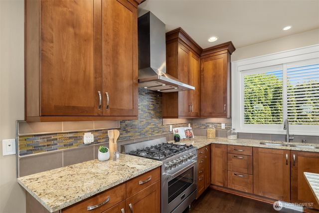 20 6th Street, Kirkland, WA 98033