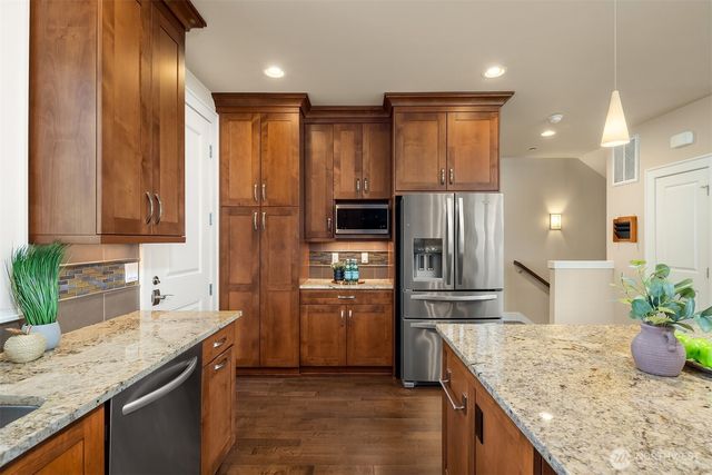20 6th Street, Kirkland, WA 98033