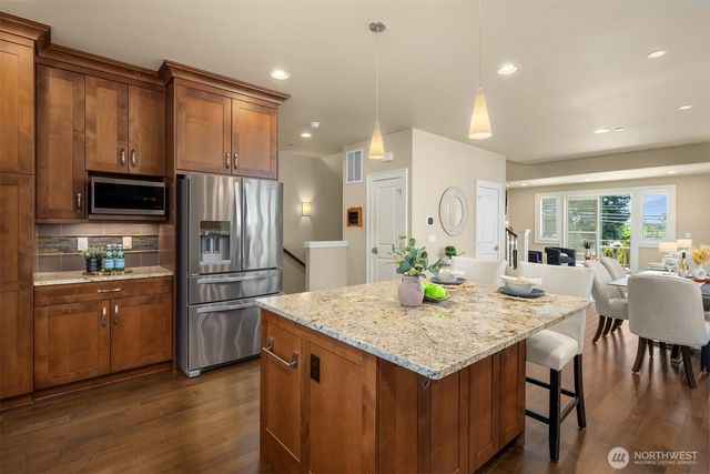 20 6th Street, Kirkland, WA 98033
