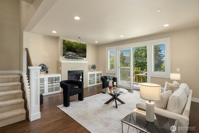 20 6th Street, Kirkland, WA 98033