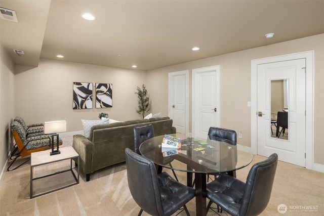 20 6th Street, Kirkland, WA 98033