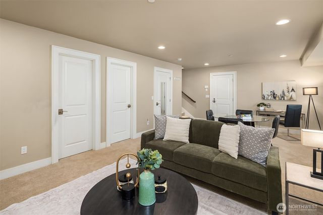 20 6th Street, Kirkland, WA 98033