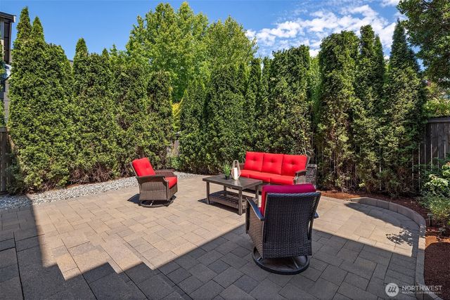 20 6th Street, Kirkland, WA 98033