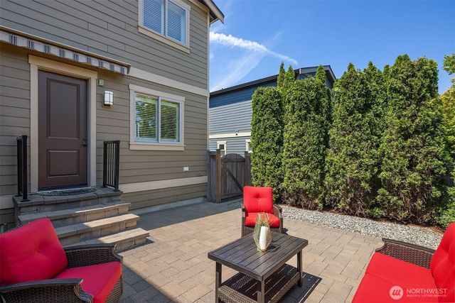 20 6th Street, Kirkland, WA 98033