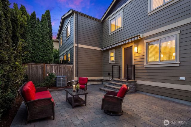 20 6th Street, Kirkland, WA 98033