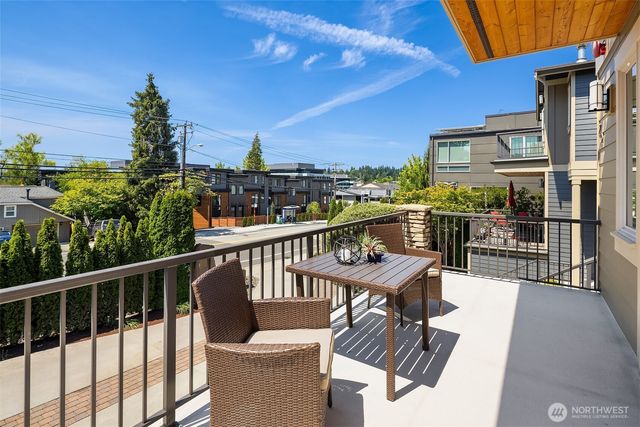 20 6th Street, Kirkland, WA 98033