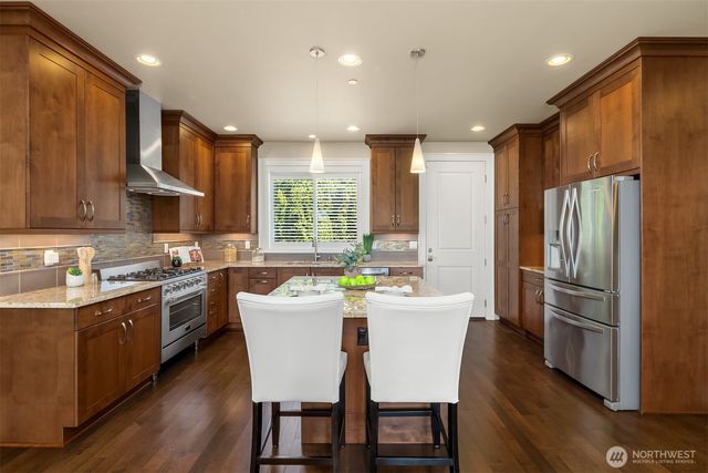 20 6th Street, Kirkland, WA 98033
