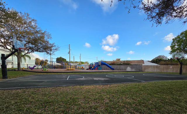 6367 Riverwalk Lane 5, Jupiter, FL 33458