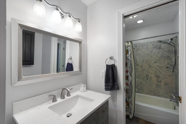 56 Judy Court, Corrales, NM 87048