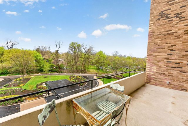 1000 Urlin Avenue, 501, Columbus, OH 43212