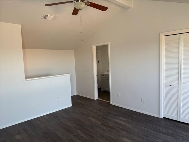 3205 Mac Arthur Ave B, Lago Vista, TX 78645