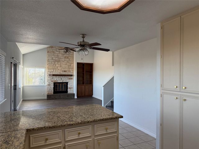 3205 Mac Arthur Ave B, Lago Vista, TX 78645