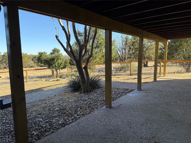 3205 Mac Arthur Ave B, Lago Vista, TX 78645