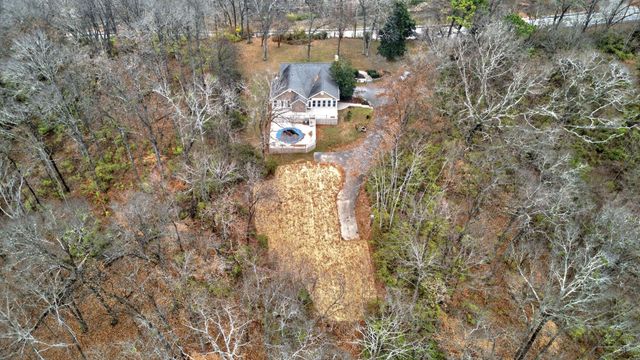 8475 McCrory Ln, Nashville, TN 37221