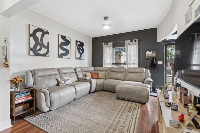 3046 Coddington Avenue, Bronx, NY 10461