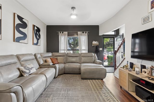 3046 Coddington Avenue, Bronx, NY 10461