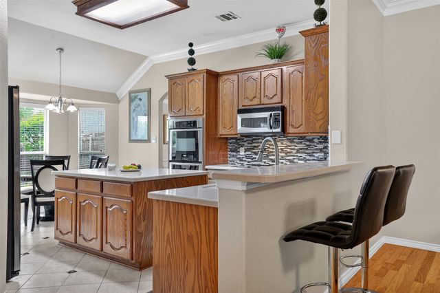 3002 Silver Springs Way, Rowlett, TX 75089