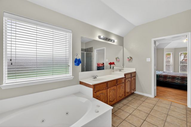 3002 Silver Springs Way, Rowlett, TX 75089