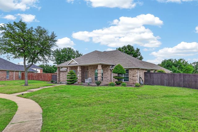 3002 Silver Springs Way, Rowlett, TX 75089