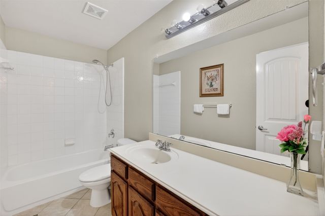 3002 Silver Springs Way, Rowlett, TX 75089