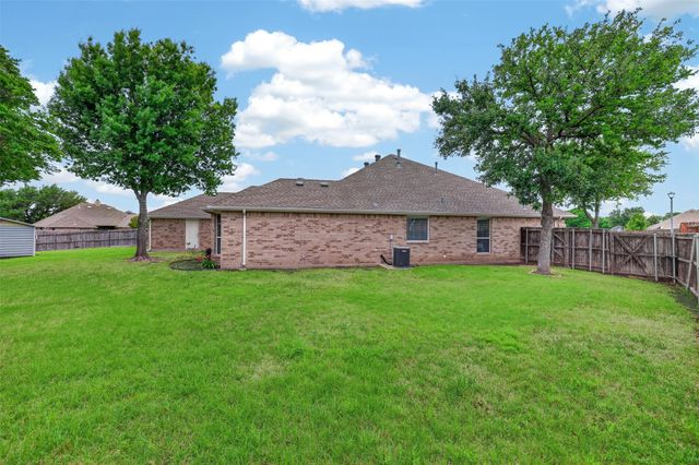 3002 Silver Springs Way, Rowlett, TX 75089
