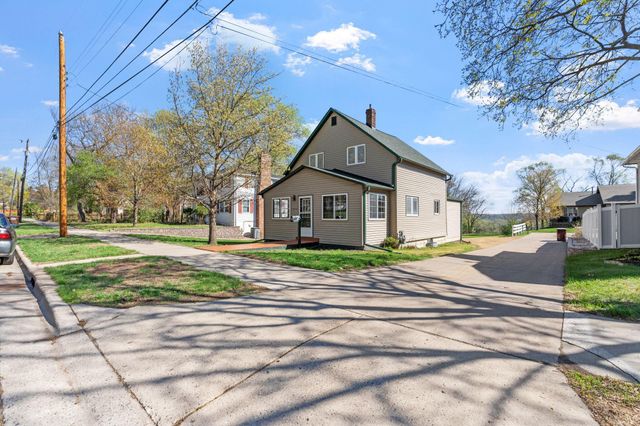 1026 Summit Avenue, South Saint Paul, MN 55075