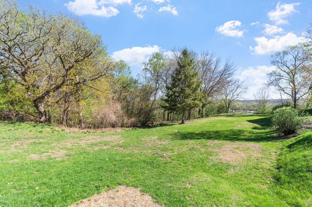 1026 Summit Avenue, South Saint Paul, MN 55075