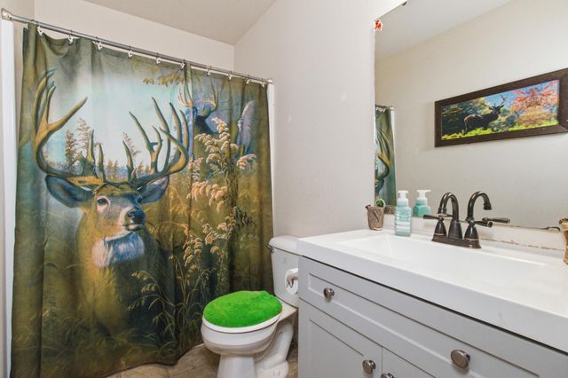 1604 Amy Street, West Plains, MO 65775