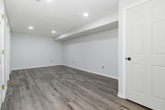 1604 Amy Street, West Plains, MO 65775