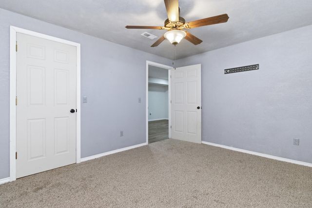 1604 Amy Street, West Plains, MO 65775