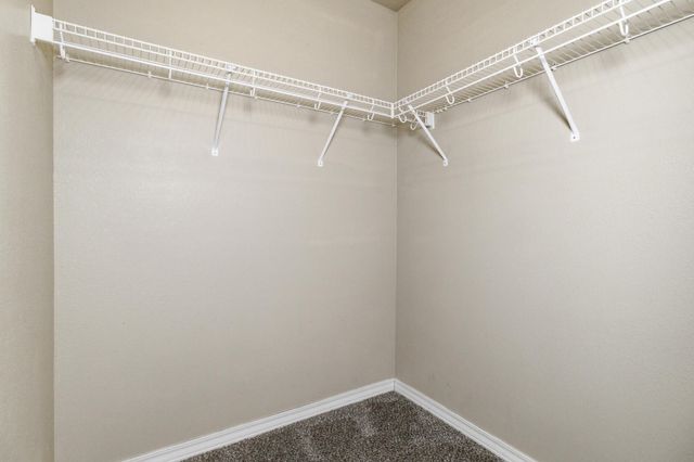 1604 Amy Street, West Plains, MO 65775