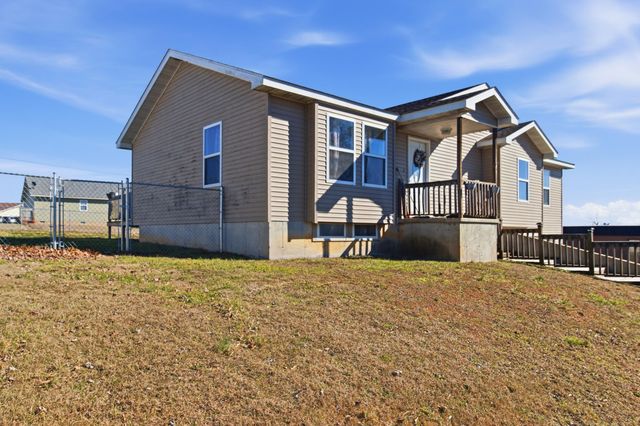 1604 Amy Street, West Plains, MO 65775