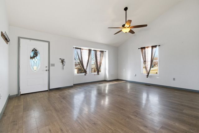 1604 Amy Street, West Plains, MO 65775