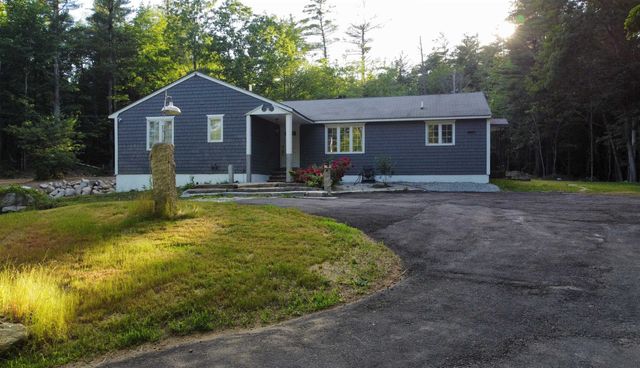 773 Mammoth Road, Pelham, NH 03076