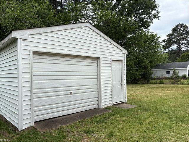 423 Big Bethel RD, Hampton, VA 23666