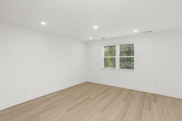 2405 Hartman Cove, Columbia, TN 38401