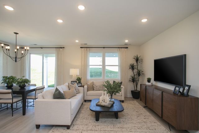 2405 Hartman Cove, Columbia, TN 38401