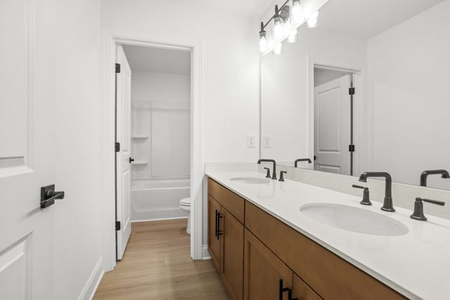 2405 Hartman Cove, Columbia, TN 38401