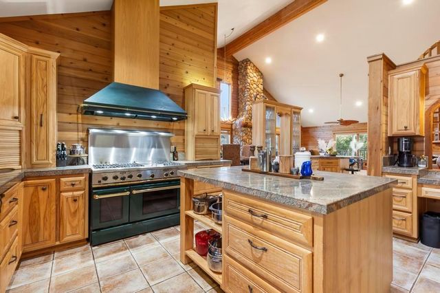 7594 Leahs Way, Browns Valley, CA 95918