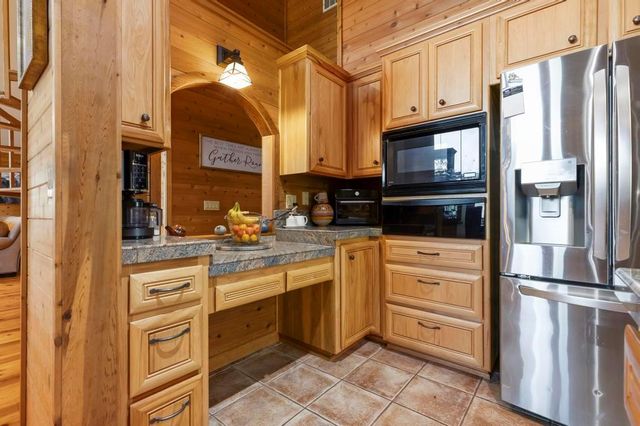 7594 Leahs Way, Browns Valley, CA 95918