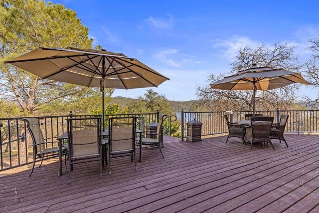 7594 Leahs Way, Browns Valley, CA 95918